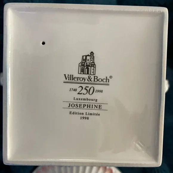 RARE Villeroy & Boch Collectible Tureen JOSEPHINE 250 Anniversary 1998 Ret $500 - Picture 5 of 12